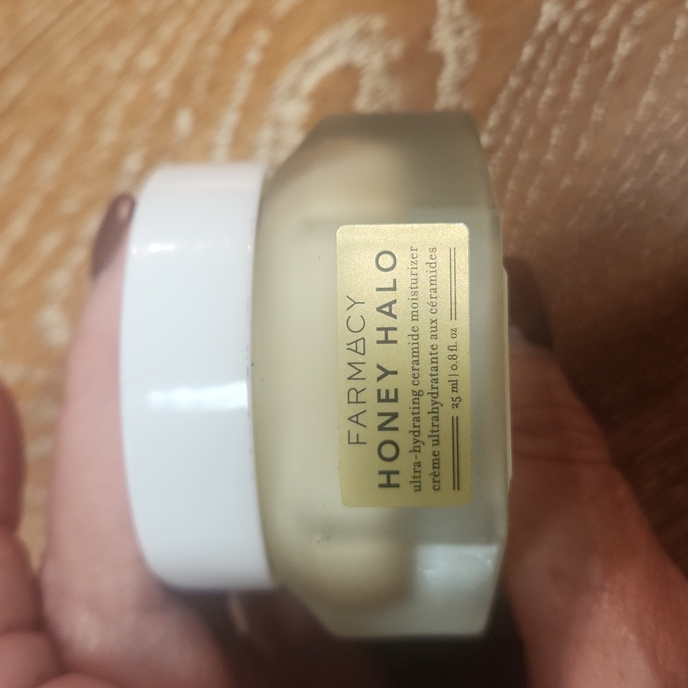 Brand new FARMACY Honey Halo ultra hydrating ceramic moisturizer 0.8oz